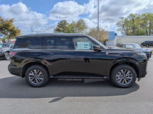 2026 INFINITI QX80 PURE