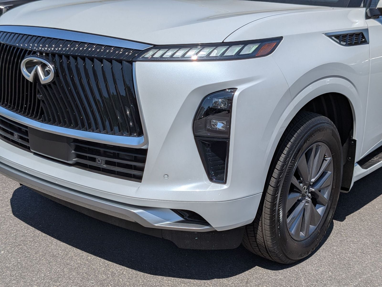 2026 INFINITI QX80 PURE