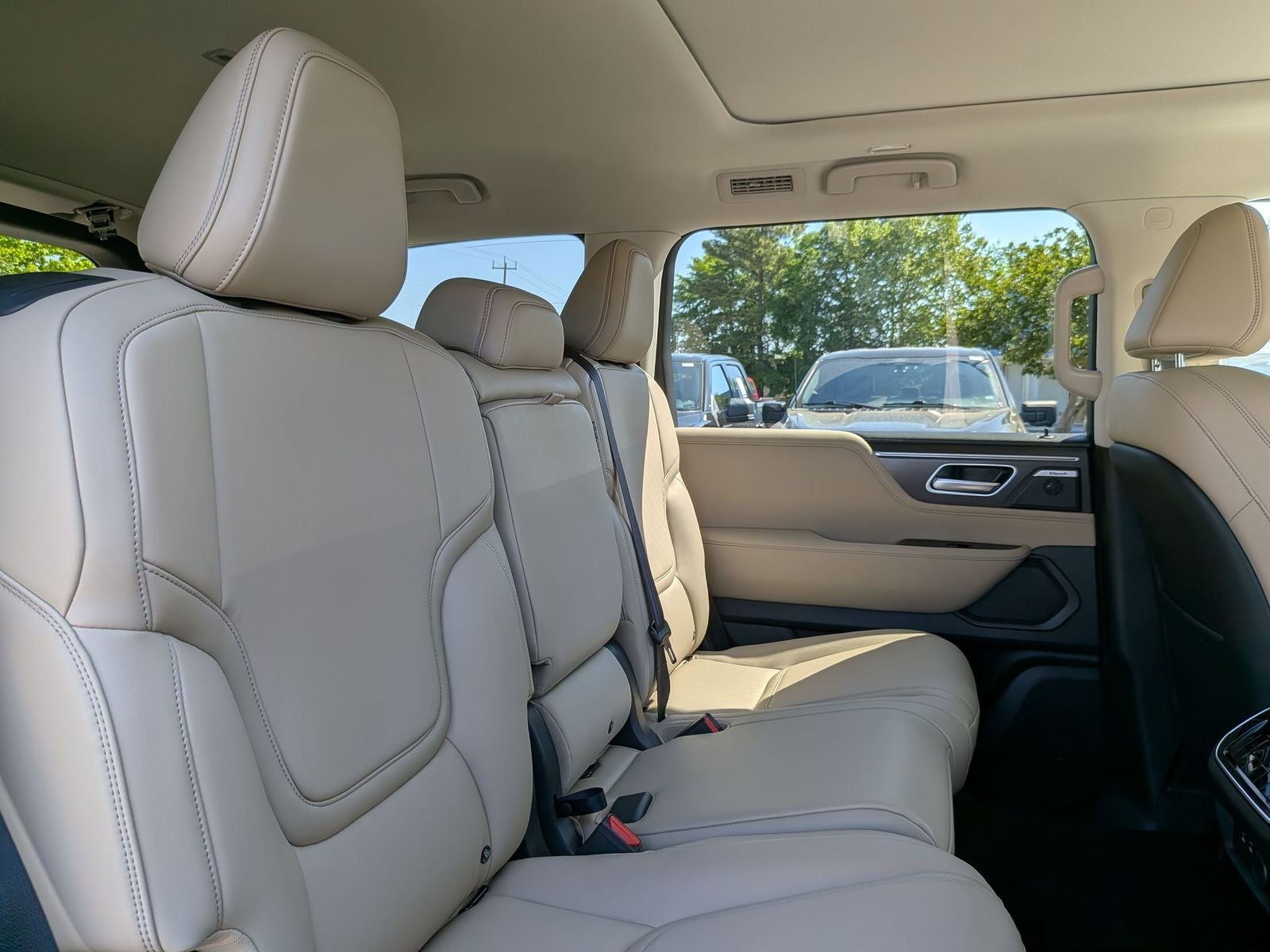 2026 INFINITI QX80 PURE