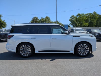2026 INFINITI QX80 LUXE