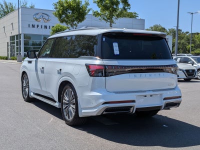 2026 INFINITI QX80 LUXE