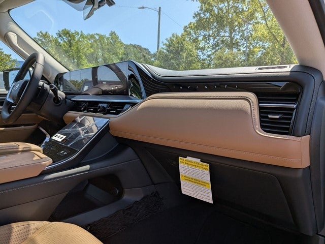 2026 INFINITI QX80 LUXE