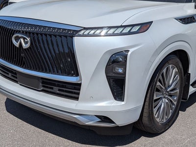 2026 INFINITI QX80 LUXE