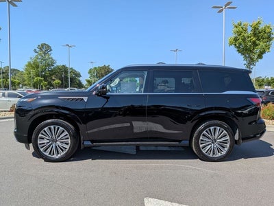 2026 INFINITI QX80 LUXE