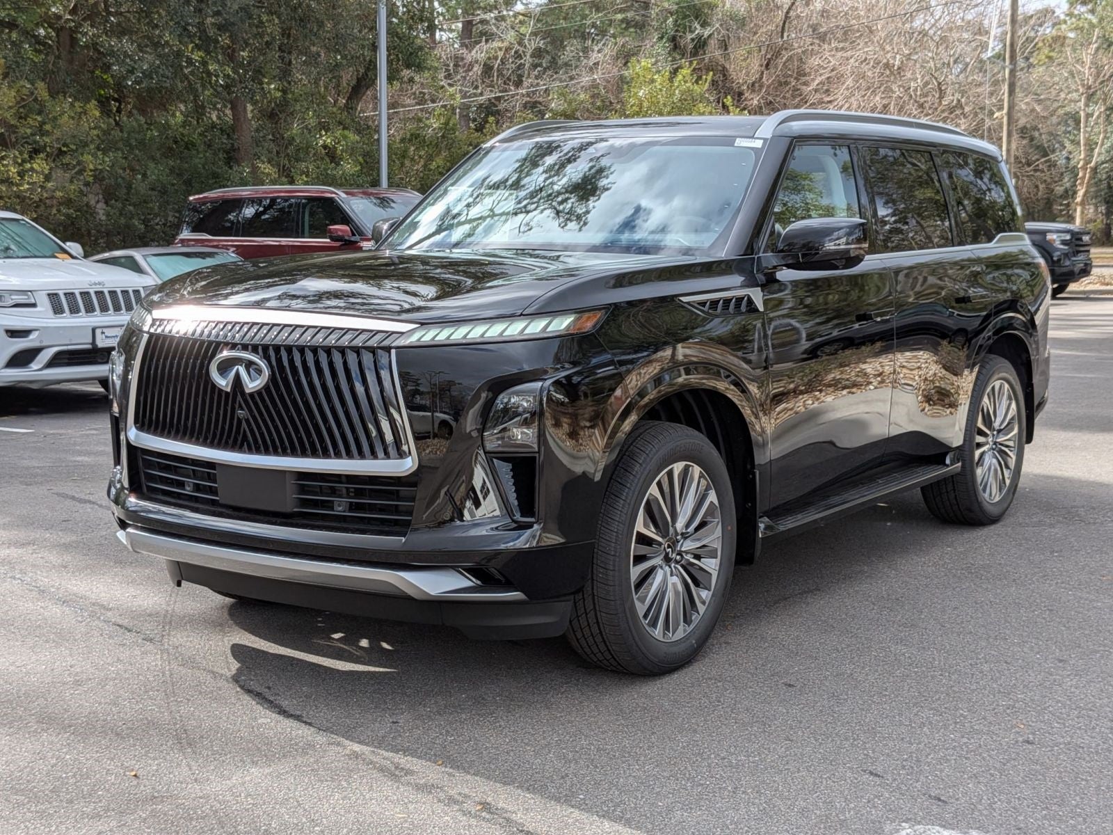 2026 INFINITI QX80 LUXE