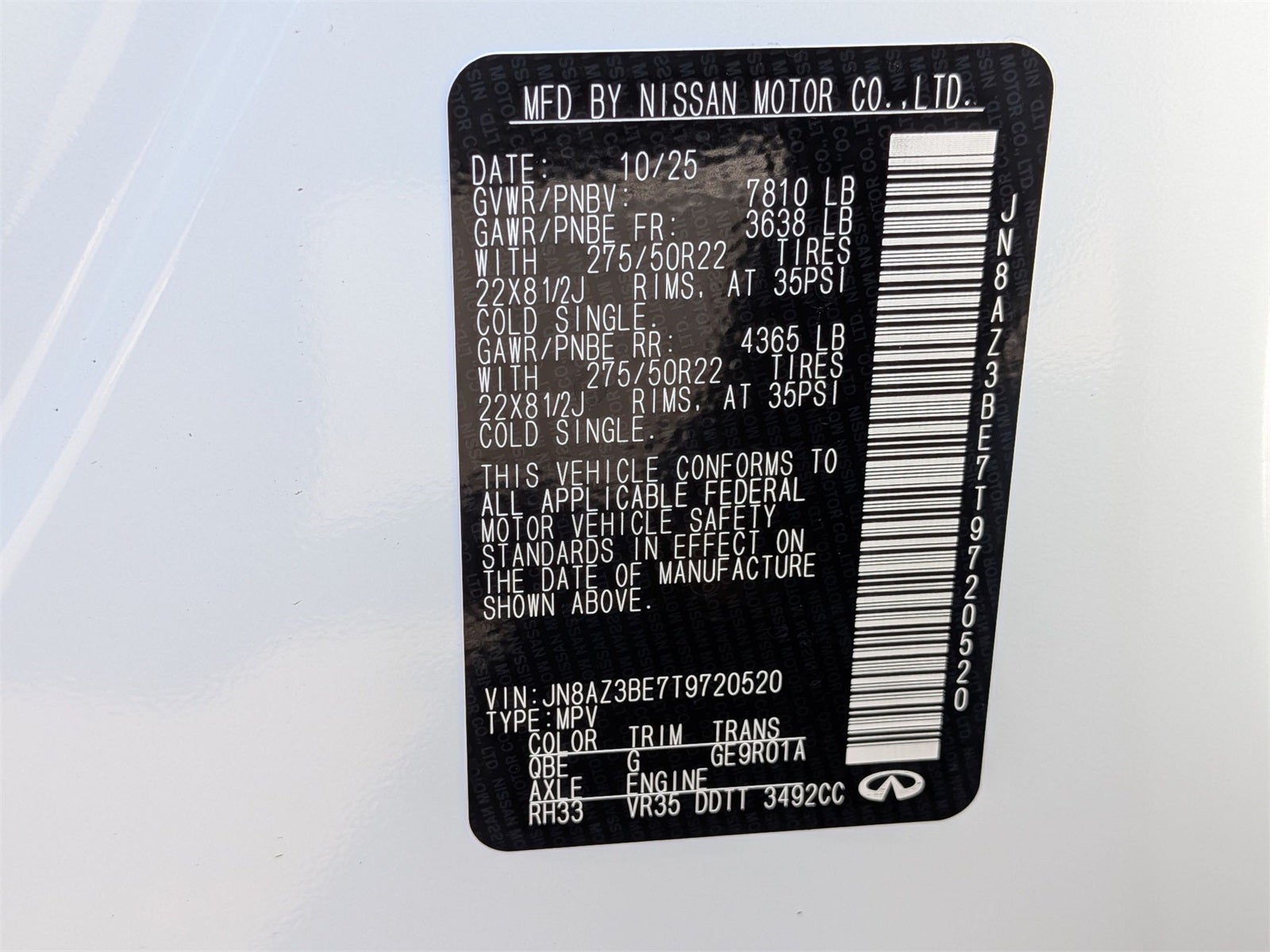 2026 INFINITI QX80 LUXE