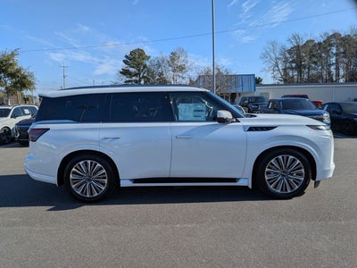 2026 INFINITI QX80 LUXE