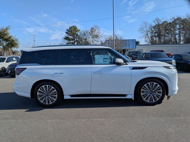 2026 INFINITI QX80 LUXE