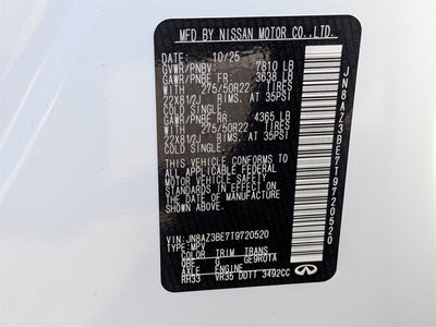 2026 INFINITI QX80 LUXE