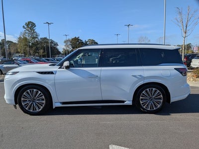 2026 INFINITI QX80 LUXE