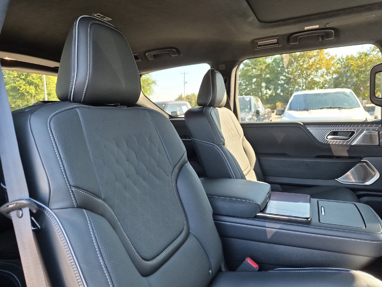 2027 INFINITI QX80 AUTOGRAPH