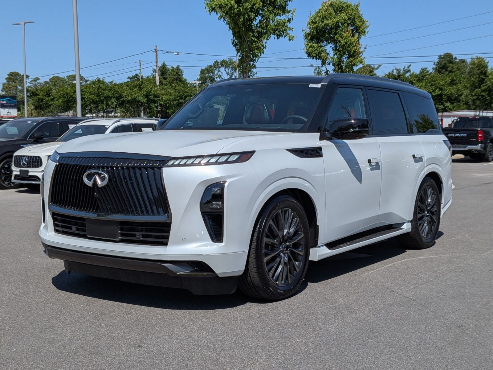 2026 INFINITI QX80 AUTOGRAPH