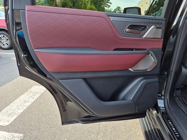 2027 INFINITI QX80 AUTOGRAPH