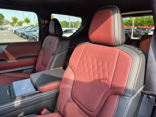 2027 INFINITI QX80 AUTOGRAPH