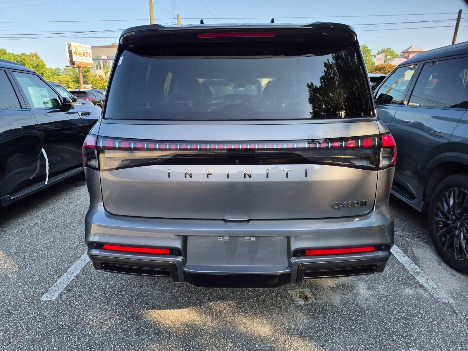 2027 INFINITI QX80 AUTOGRAPH