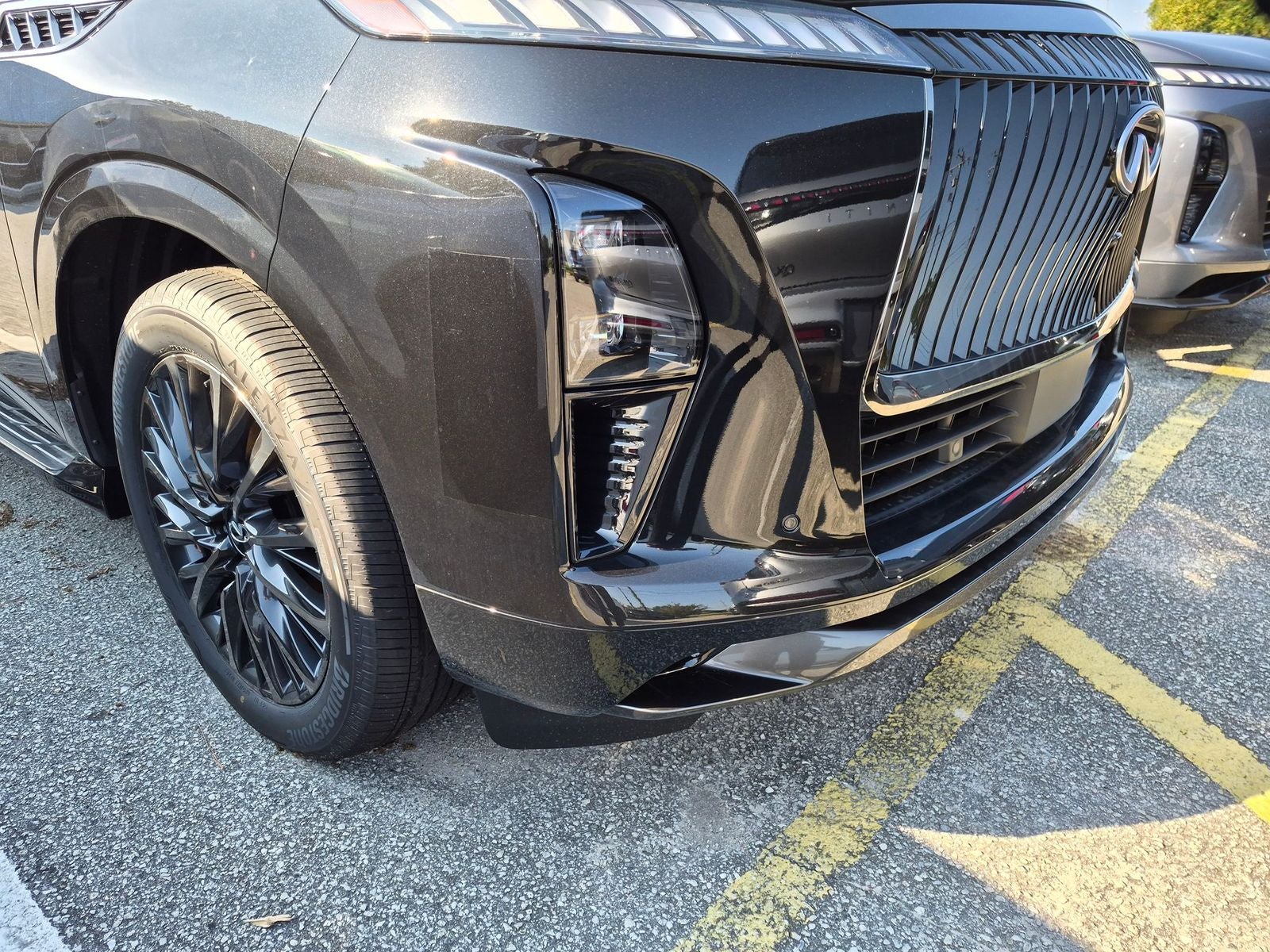 2027 INFINITI QX80 AUTOGRAPH