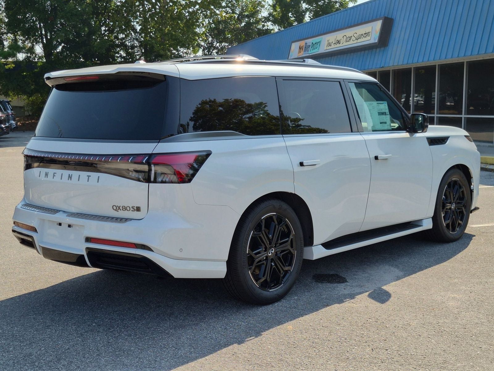 2027 INFINITI QX80 SPORT
