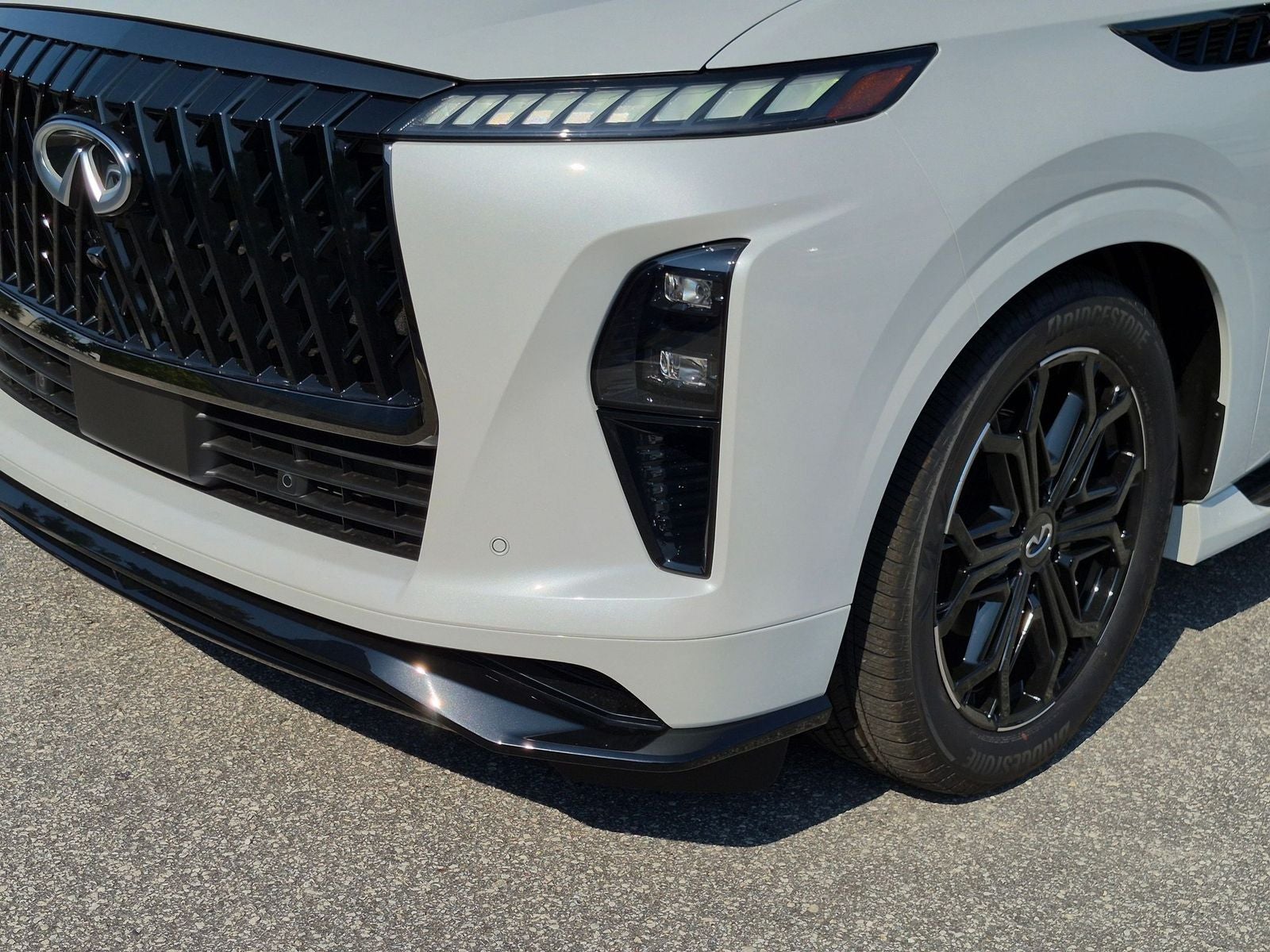 2027 INFINITI QX80 SPORT