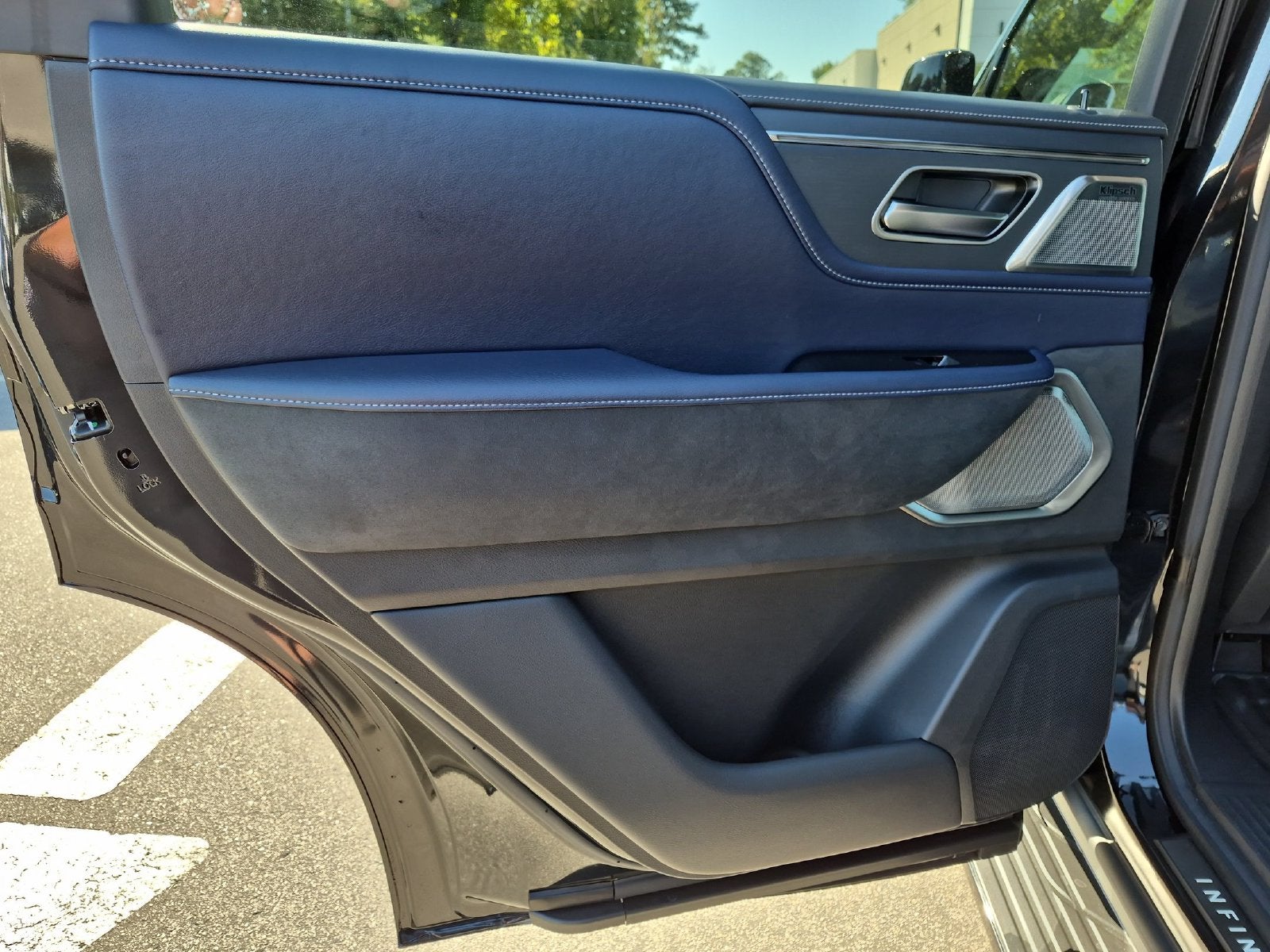 2027 INFINITI QX80 SPORT