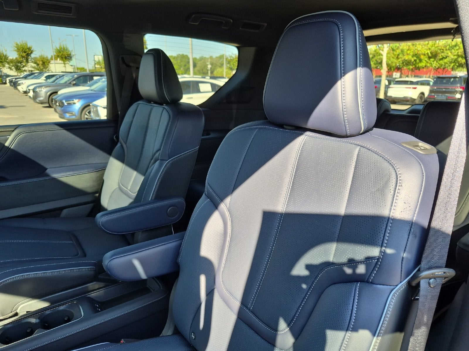 2027 INFINITI QX80 SPORT