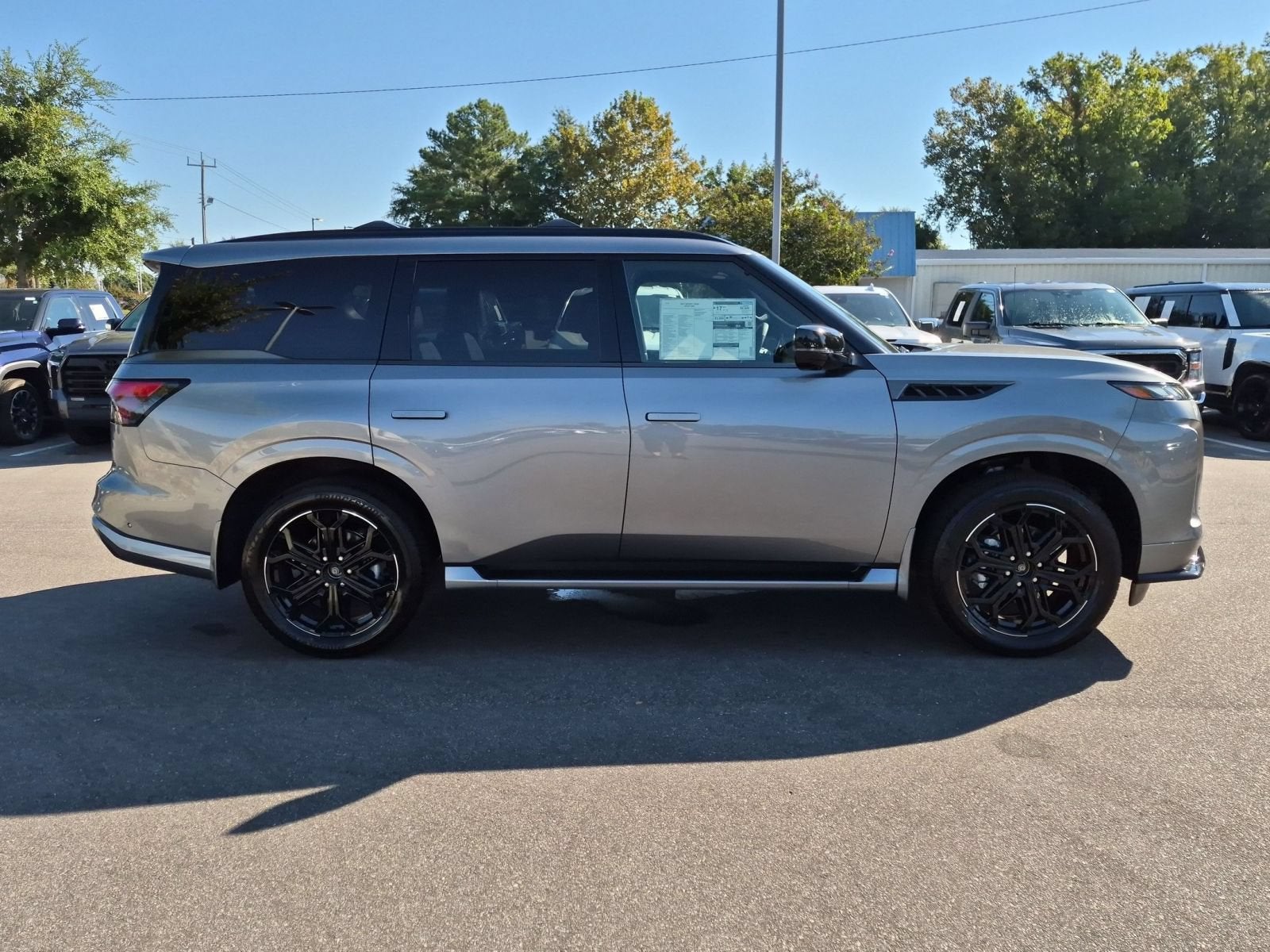 2027 INFINITI QX80 SPORT