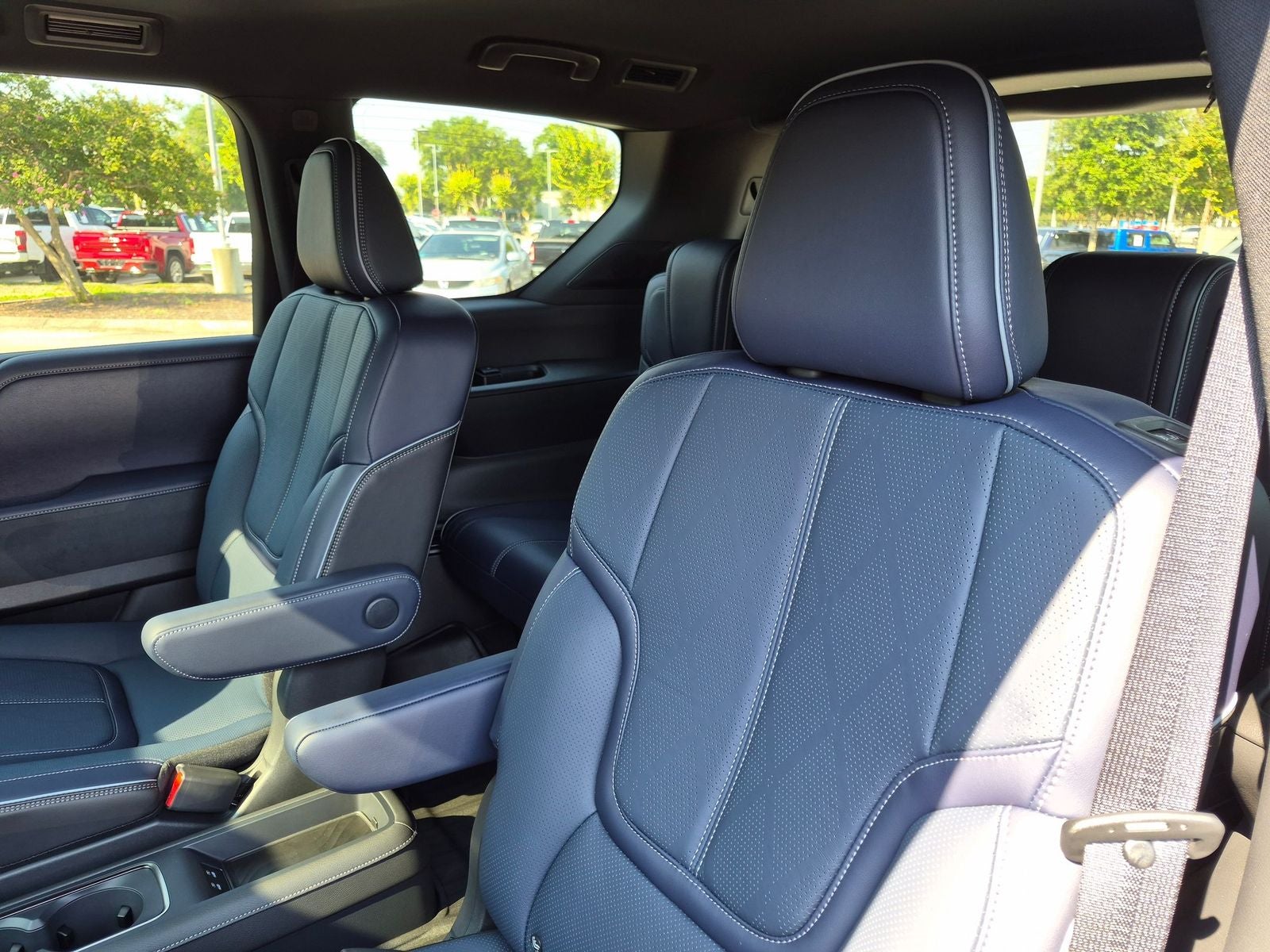 2027 INFINITI QX80 SPORT