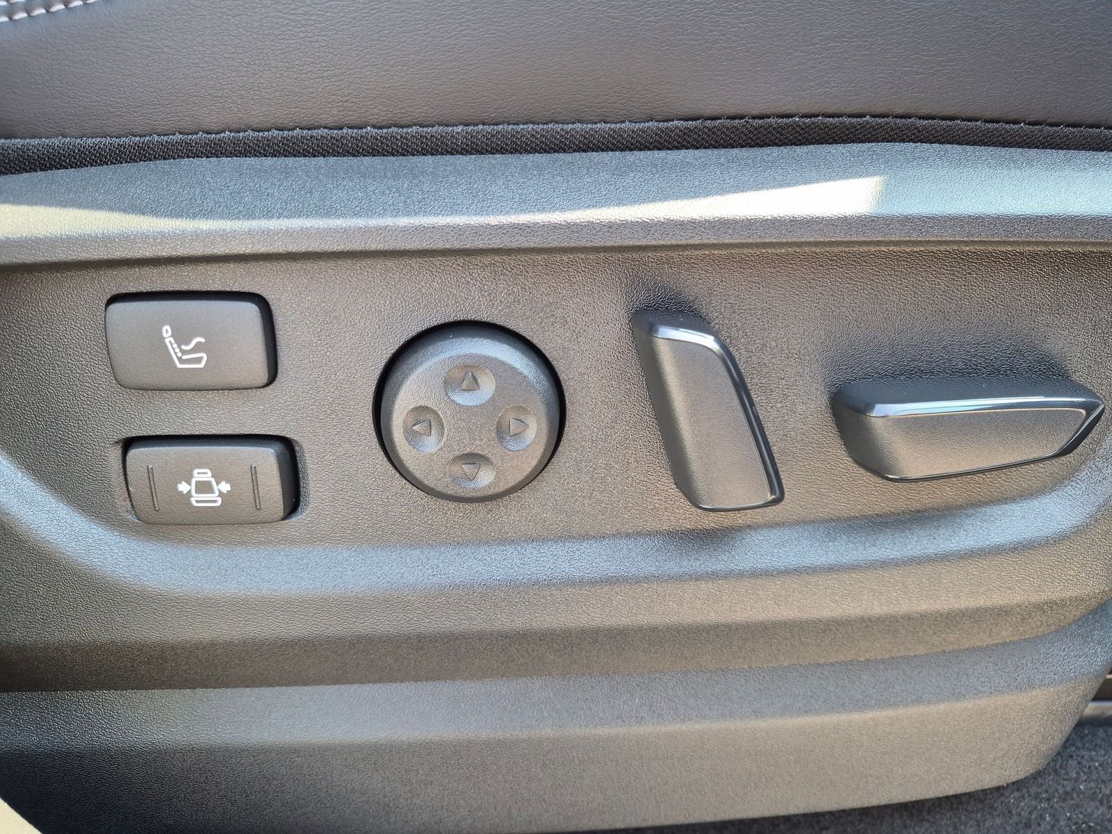 2027 INFINITI QX80 SPORT