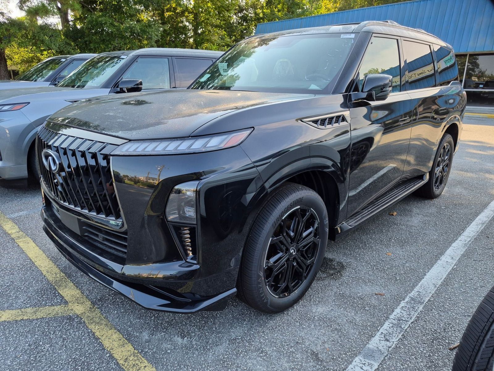 2027 INFINITI QX80 SPORT