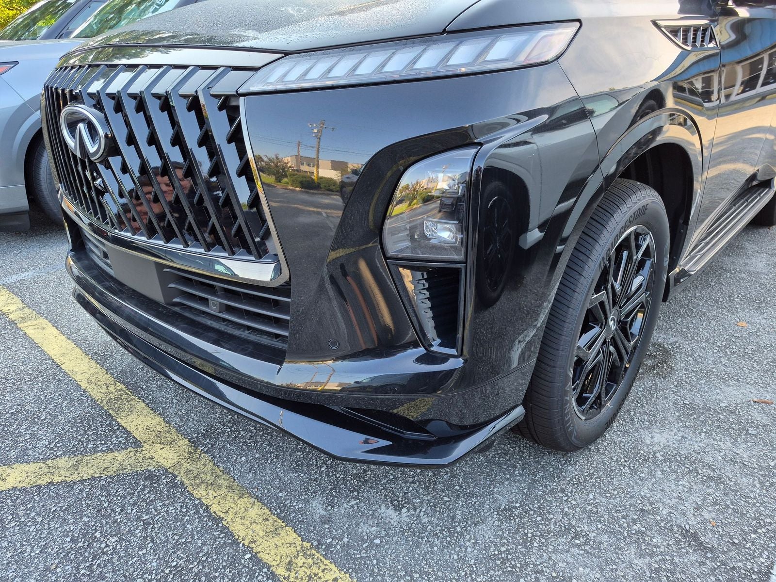 2027 INFINITI QX80 SPORT