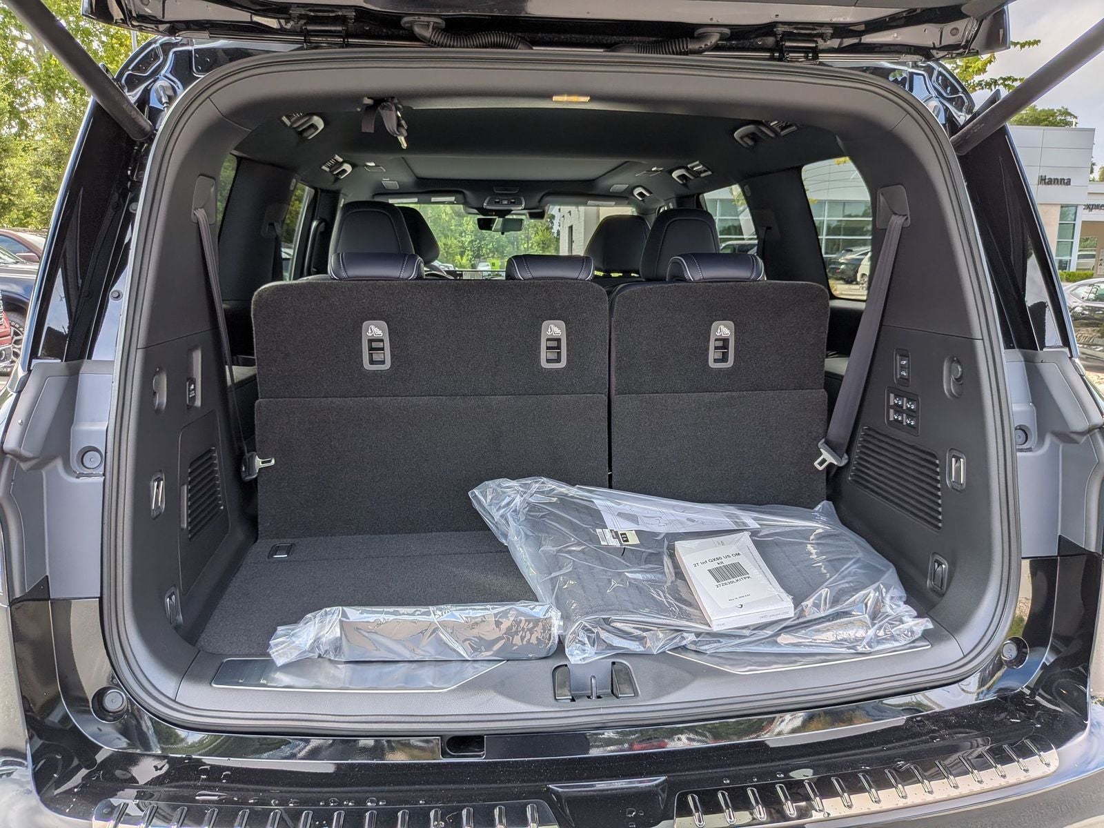 2027 INFINITI QX80 SPORT