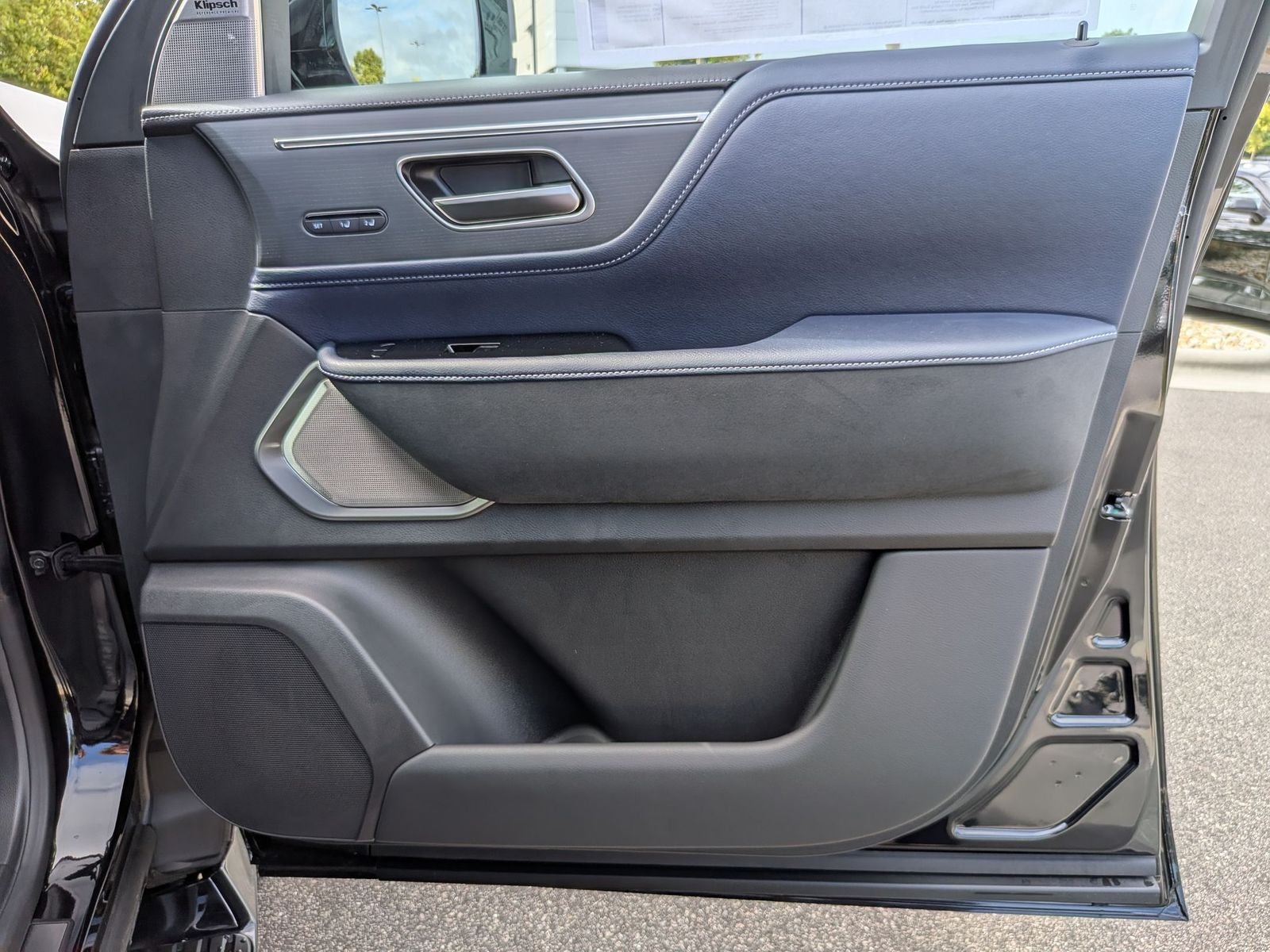 2027 INFINITI QX80 SPORT
