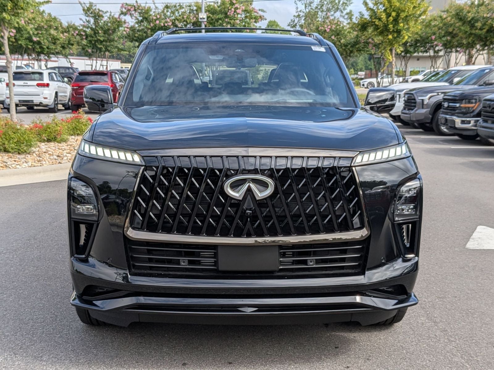 2027 INFINITI QX80 SPORT