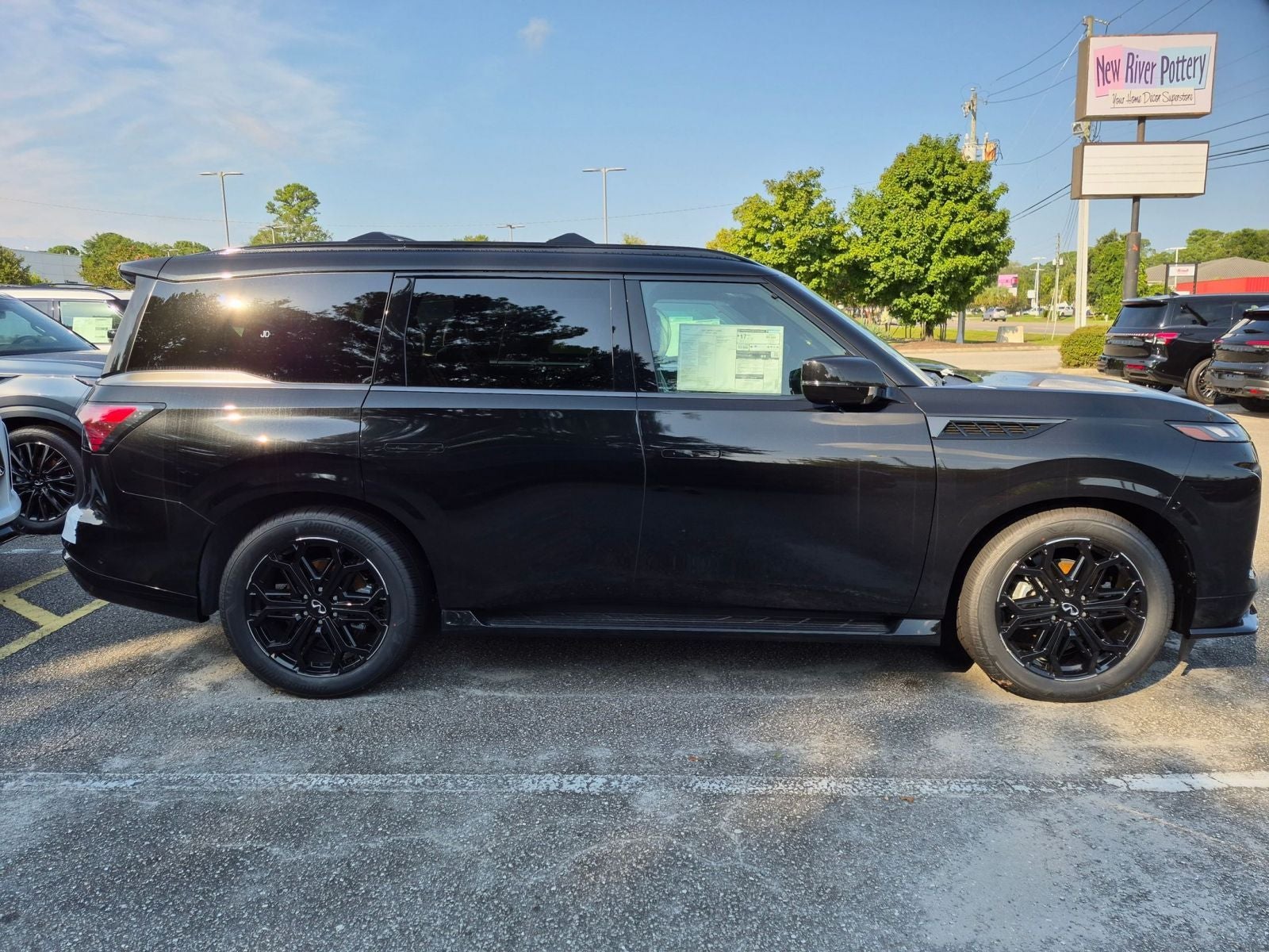 2027 INFINITI QX80 SPORT