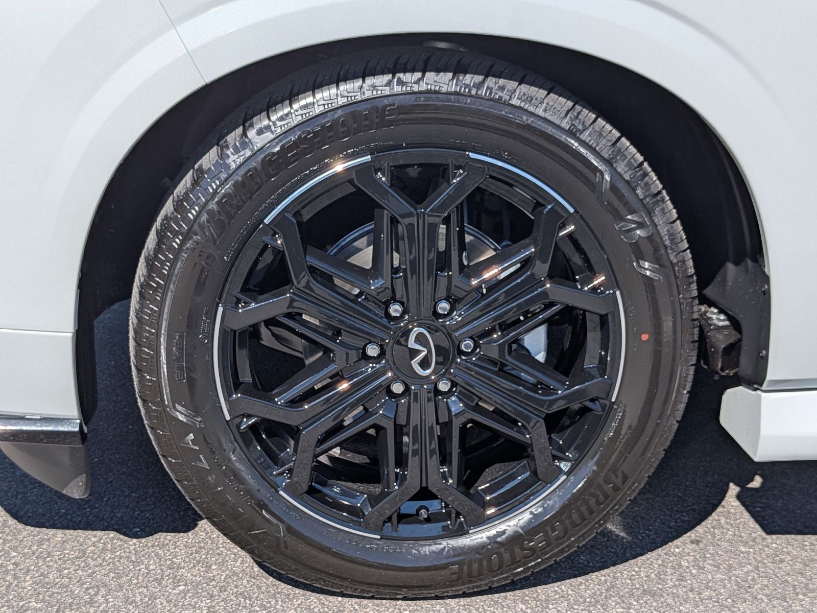 2027 INFINITI QX80 SPORT