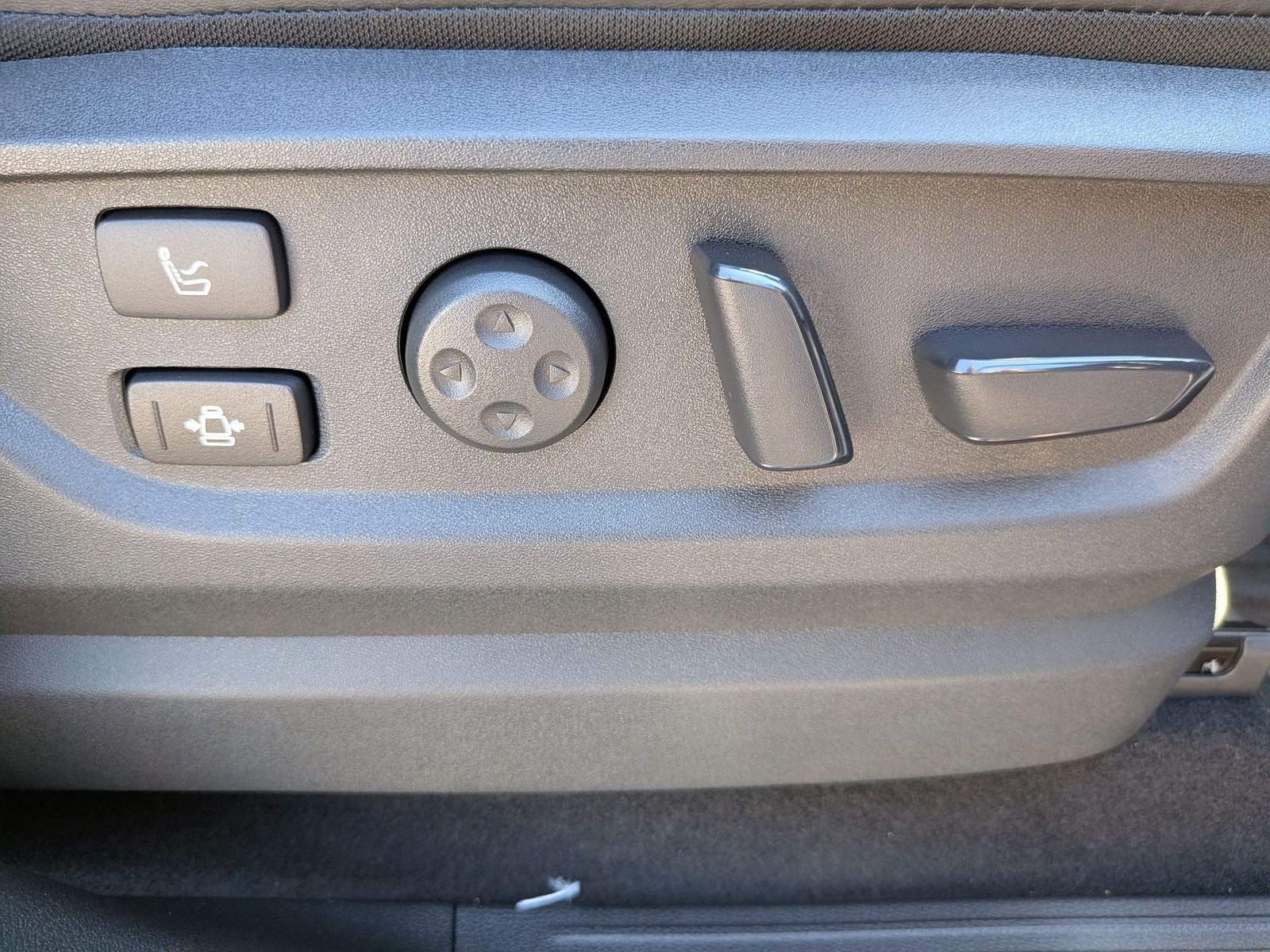 2027 INFINITI QX80 SPORT