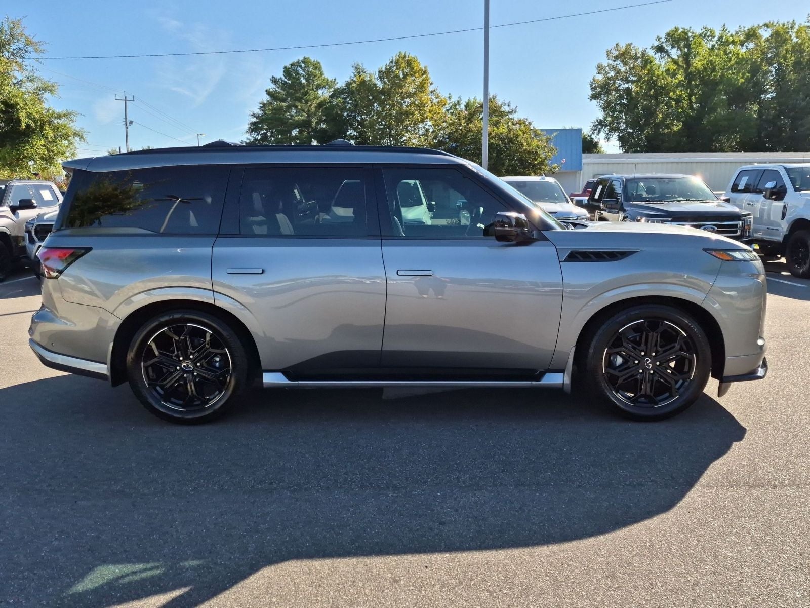 2026 INFINITI QX80 SPORT