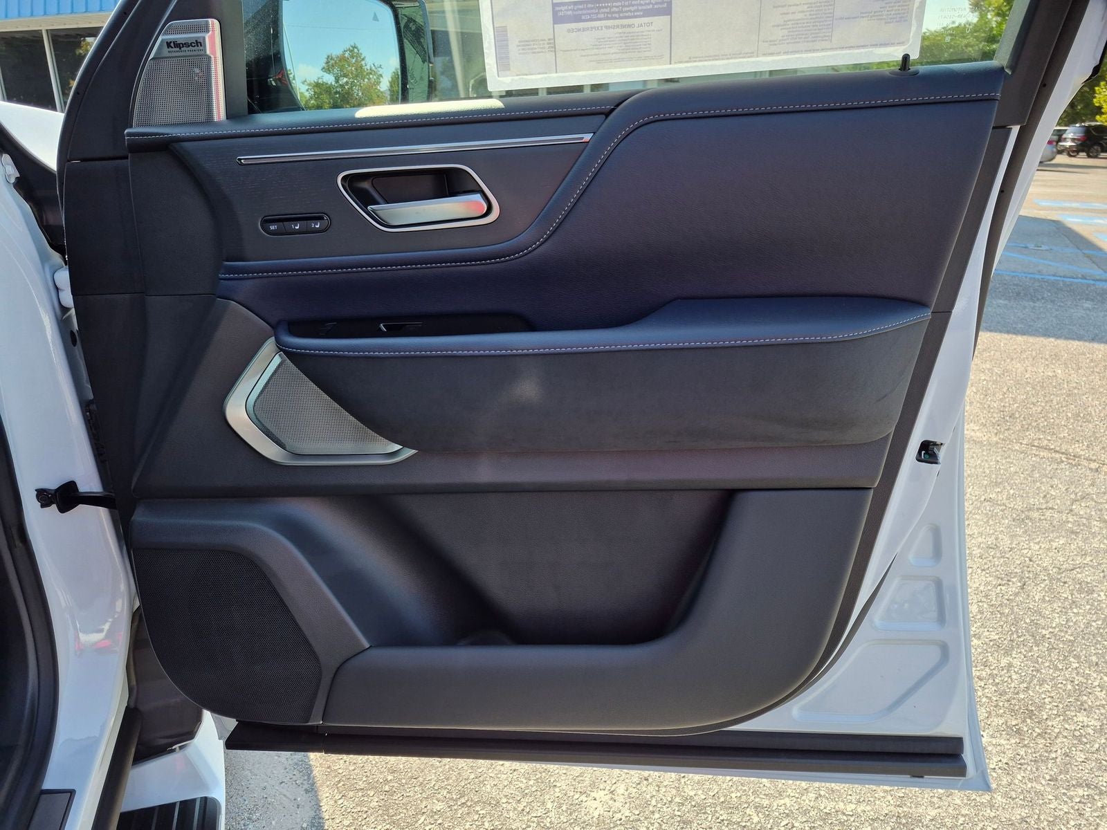 2027 INFINITI QX80 SPORT