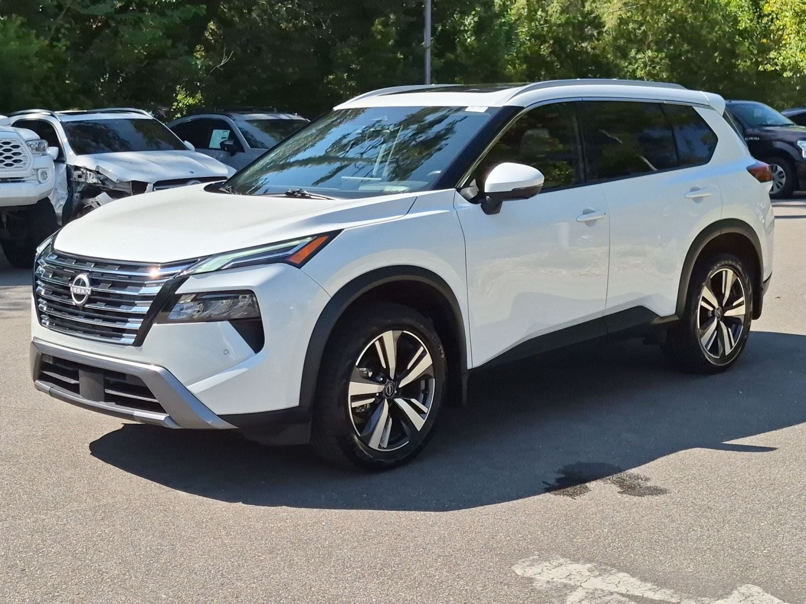 2025 Nissan Rogue SL