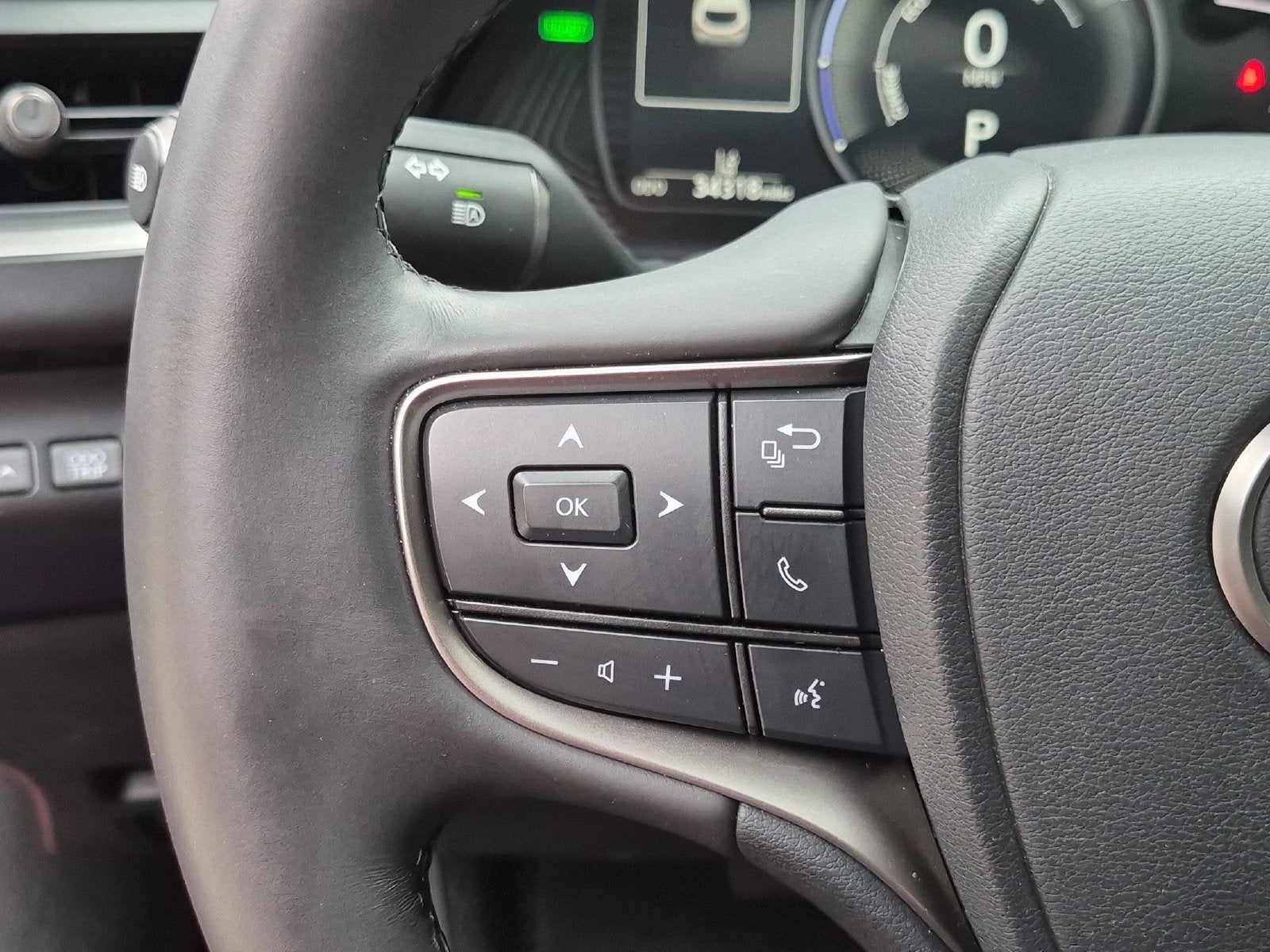 2024 Lexus UX 250h Base