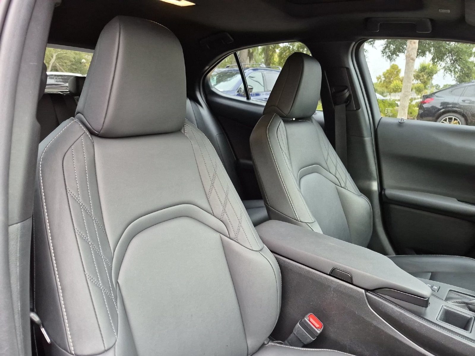2024 Lexus UX 250h Base
