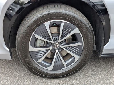 2023 Lexus RZ 450e Premium