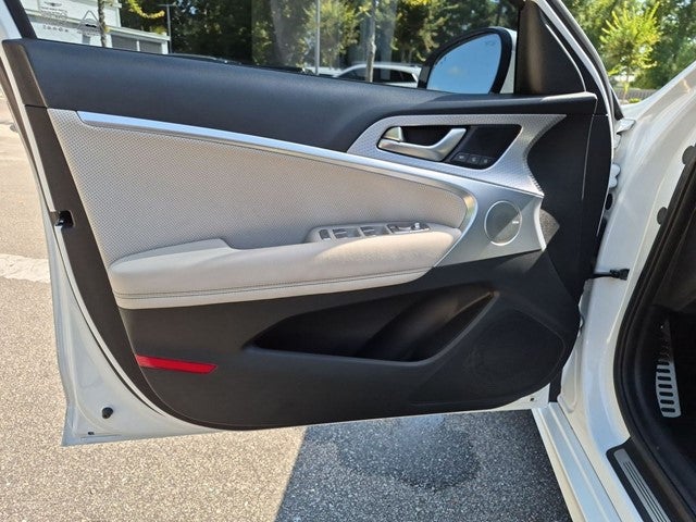 2023 Genesis G70 3.3T