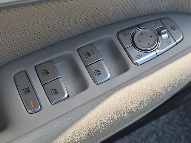 2023 Genesis G70 3.3T