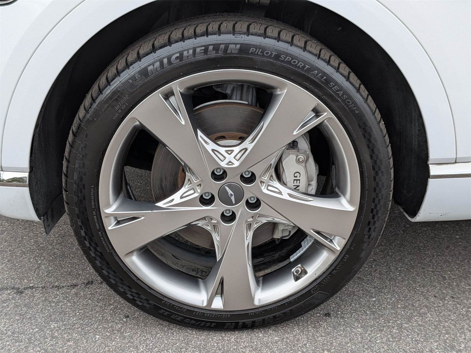 2023 Genesis GV80 2.5T