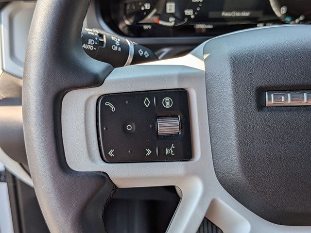 2024 Land Rover Defender 110 X-Dynamic SE