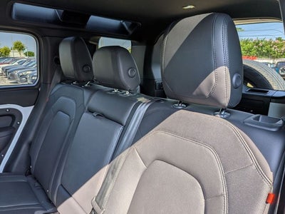 2024 Land Rover Defender 110 X-Dynamic SE