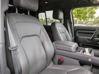 2024 Land Rover Defender 130 V8