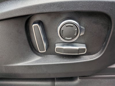 2024 Land Rover Defender 130 V8