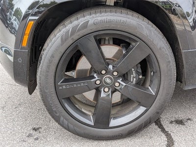 2024 Land Rover Defender 130 V8