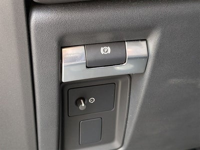 2024 Land Rover Defender 130 V8